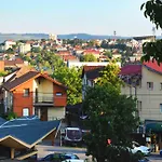 Elena Haus