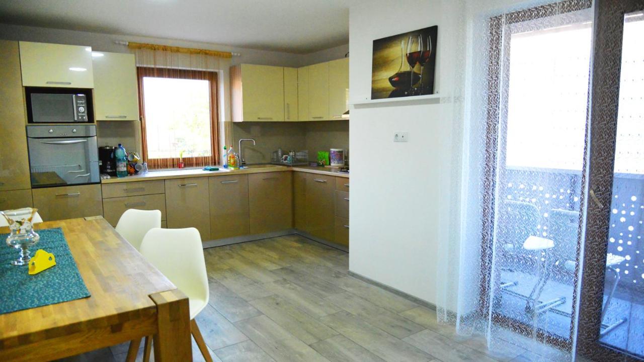 Elena Haus Aparthotel *