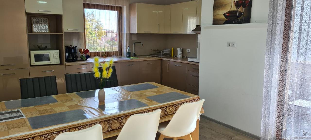 Elena Haus Aparthotel *